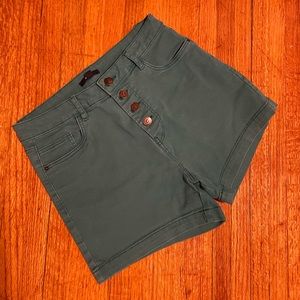 High waisted stretchy green shorts